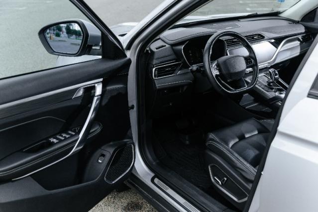 nettoyage voiture approfondi